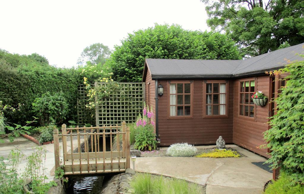 Llynclys The Garden Lodge מראה חיצוני תמונה