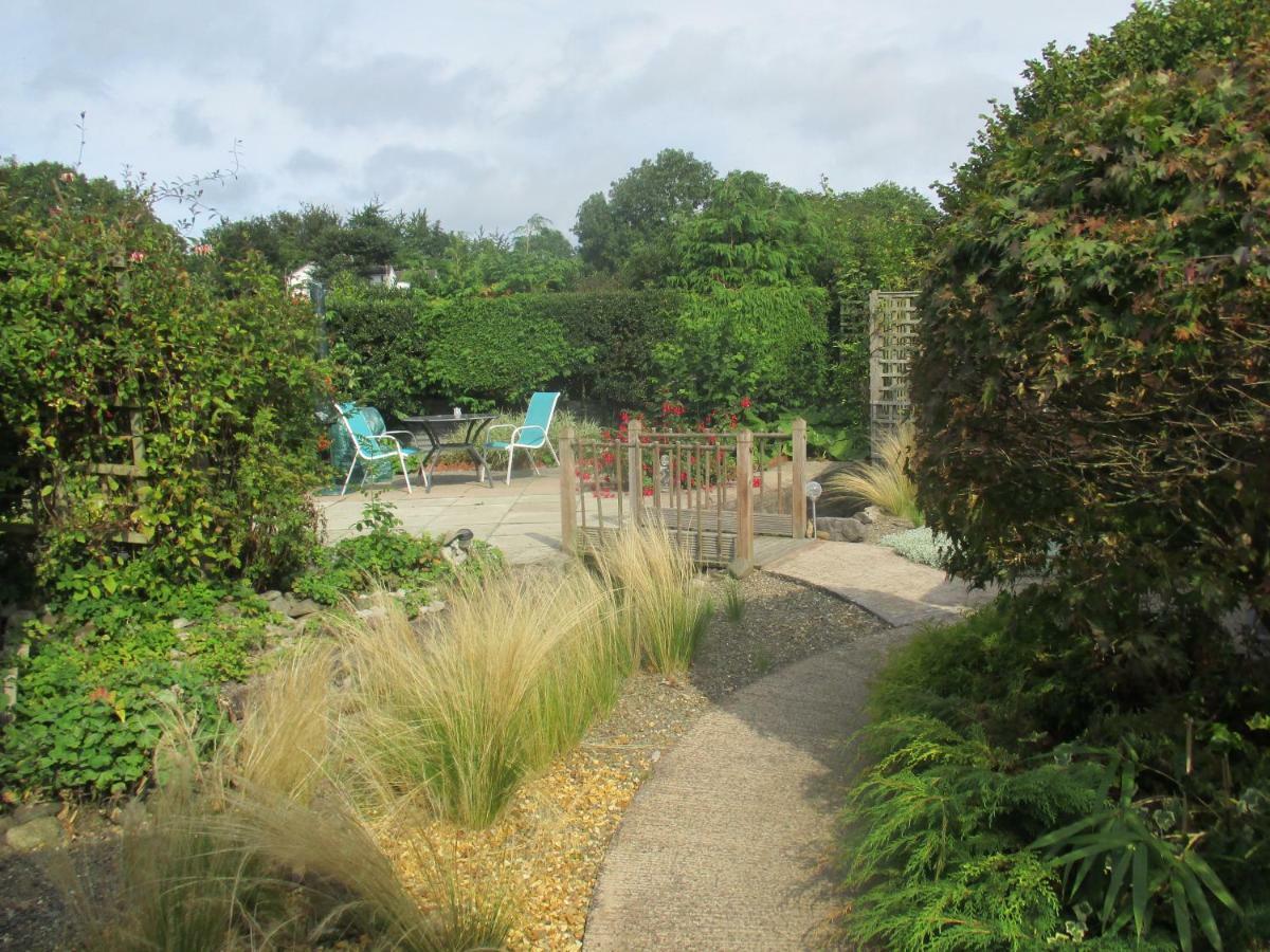 Llynclys The Garden Lodge מראה חיצוני תמונה