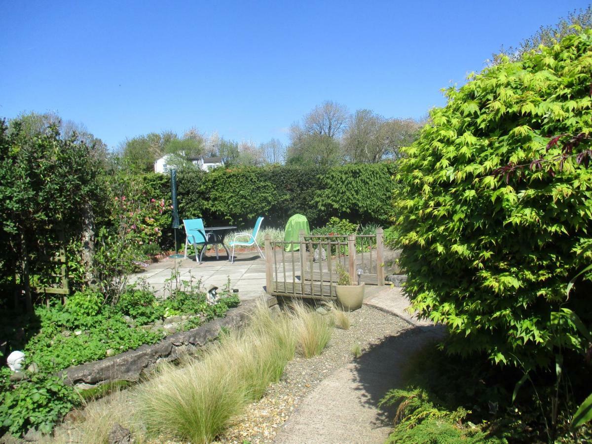 Llynclys The Garden Lodge מראה חיצוני תמונה
