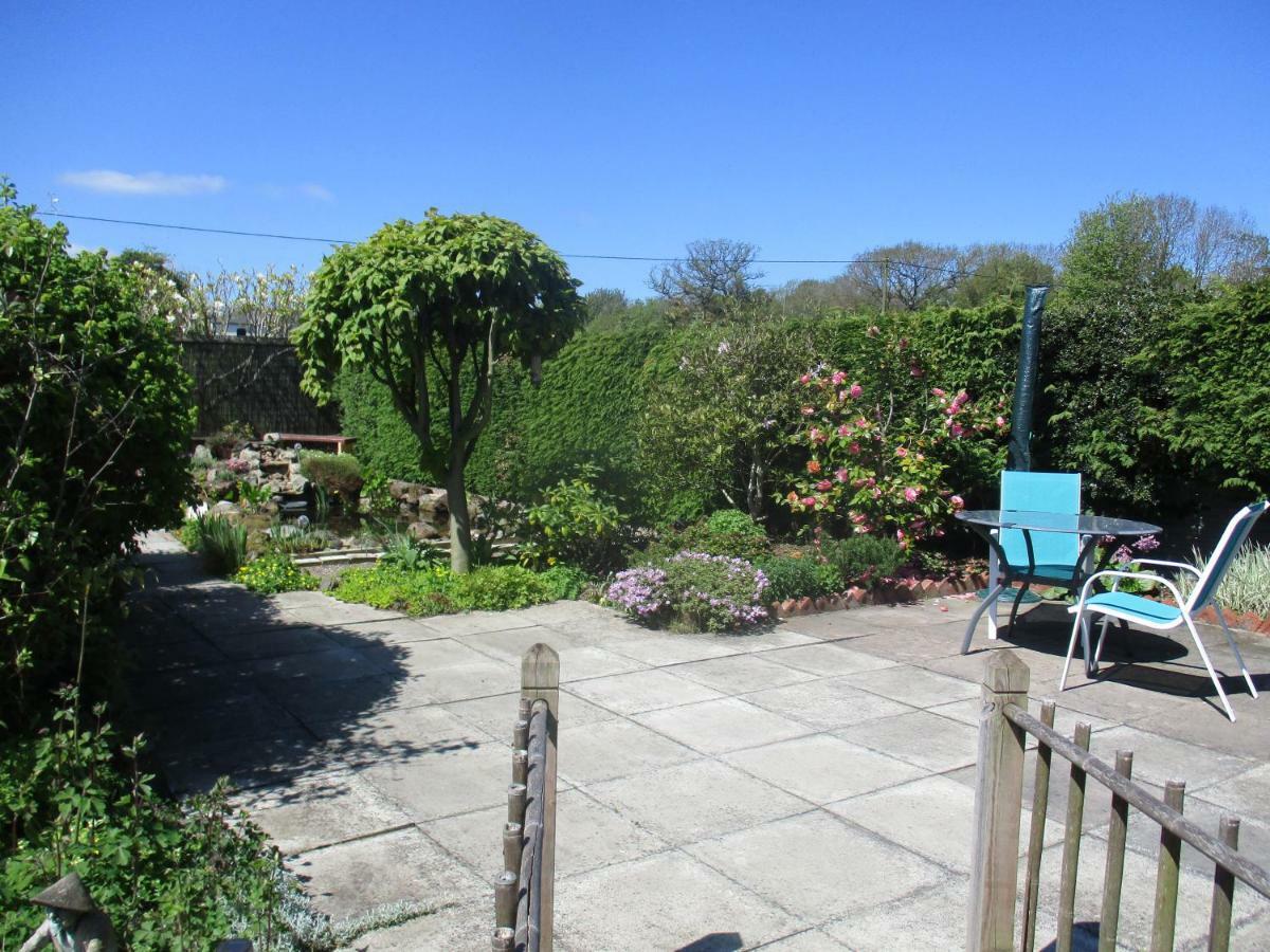 Llynclys The Garden Lodge מראה חיצוני תמונה