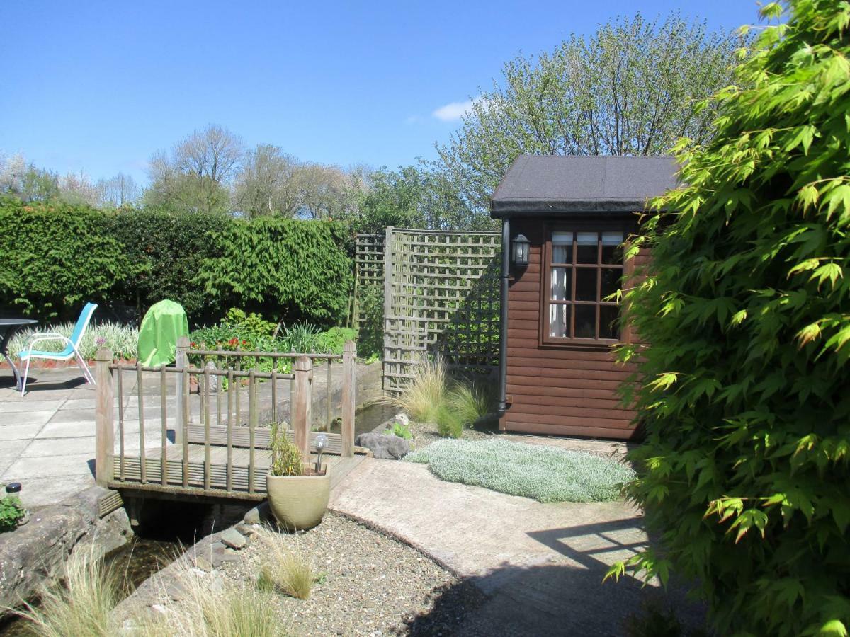 Llynclys The Garden Lodge מראה חיצוני תמונה